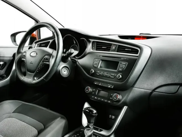 Kia Ceed, II Рестайлинг — фото 29