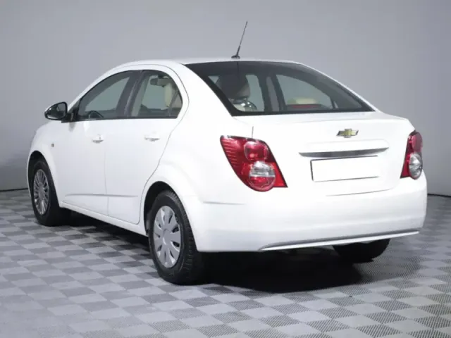 Chevrolet Aveo, II — фото 7