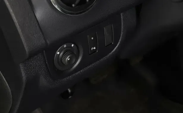Renault Sandero, II Рестайлинг — фото 13