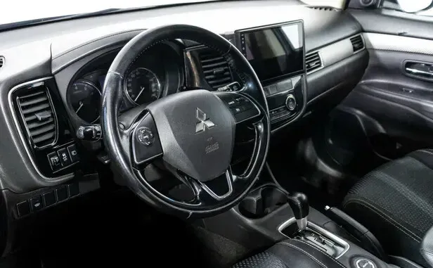 Mitsubishi Outlander, III Рестайлинг 2 — фото 7