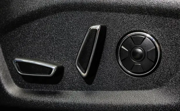 Ford Explorer, V Рестайлинг — фото 15