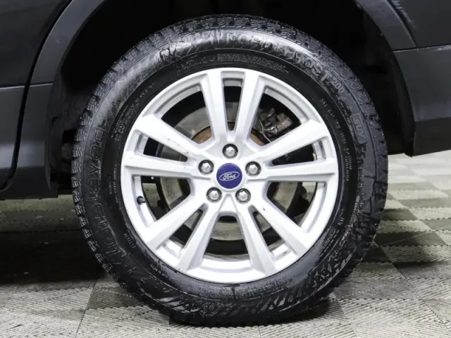 Ford Kuga, II Рестайлинг — фото 9