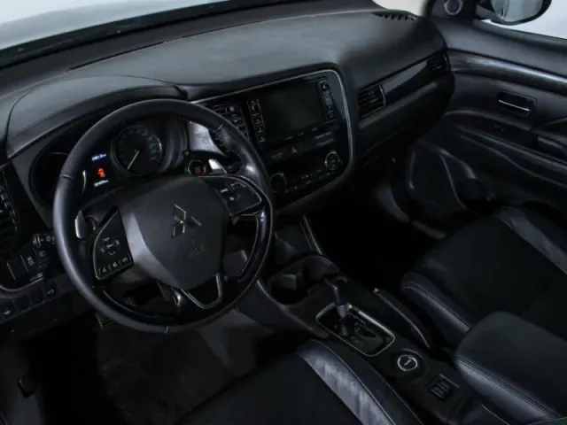 Mitsubishi Outlander, III Рестайлинг 2 — фото 13