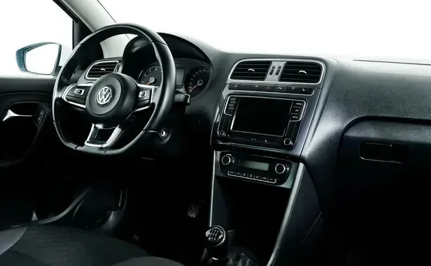 Volkswagen Polo, V Рестайлинг — фото 6