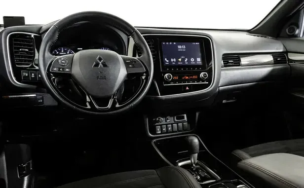 Mitsubishi Outlander, III Рестайлинг 3 — фото 7