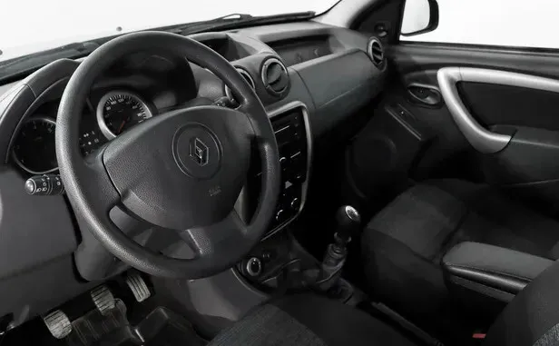 Renault Duster, I — фото 8