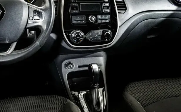Renault Kaptur, I — фото 9