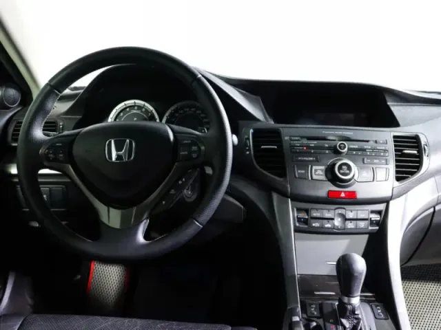 Honda Accord, VIII Рестайлинг — фото 11