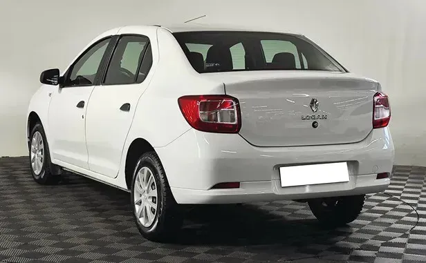 Renault Logan, II Рестайлинг — фото 4