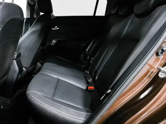 Kia Rio, IV Рестайлинг — фото 11
