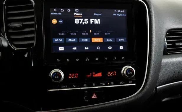 Mitsubishi Outlander, III Рестайлинг 3 — фото 8