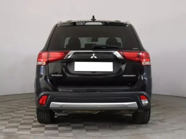 Mitsubishi Outlander, III Рестайлинг 2 — фото 6