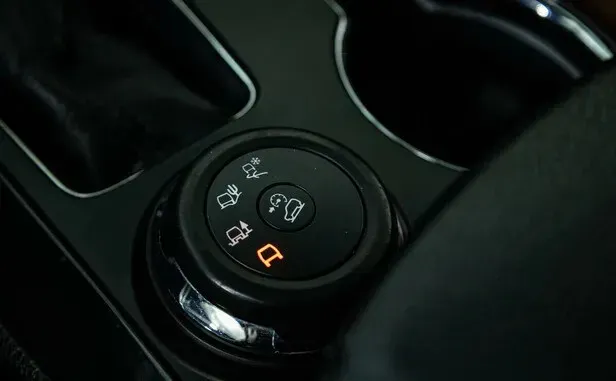 Ford Explorer, V Рестайлинг — фото 11