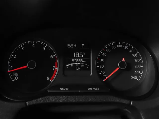 Volkswagen Polo, V Рестайлинг — фото 10