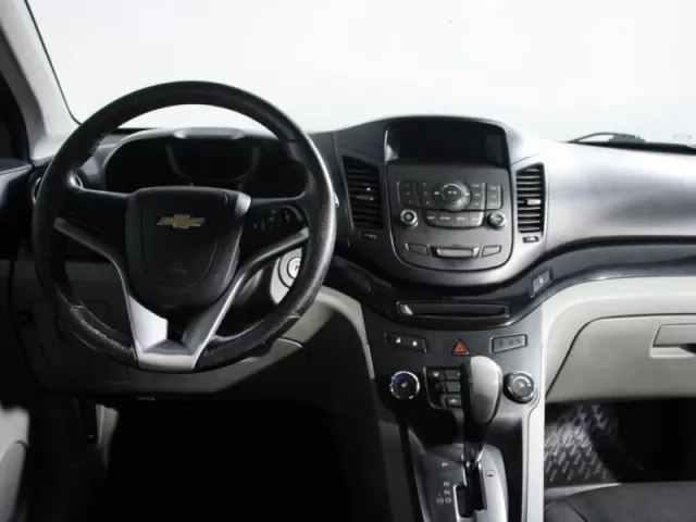 Chevrolet Orlando — фото 8