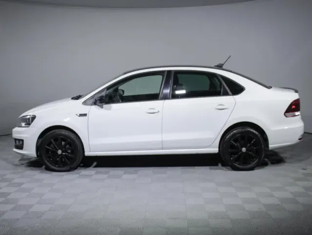 Volkswagen Polo, V Рестайлинг — фото 8