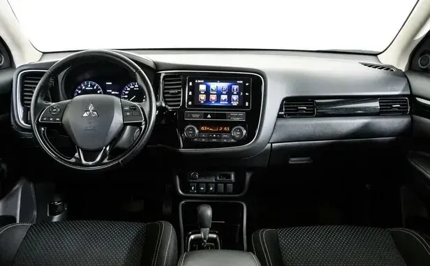 Mitsubishi Outlander, III Рестайлинг 3 — фото 6