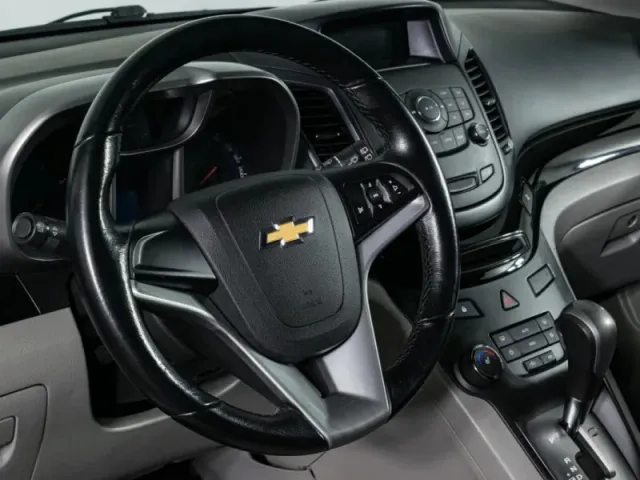Chevrolet Orlando — фото 12