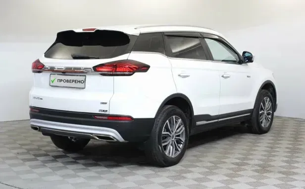 Geely Atlas Pro — фото 2