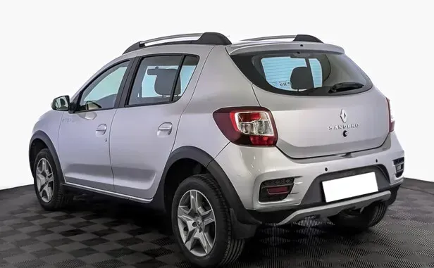 Renault Sandero, II Рестайлинг — фото 4