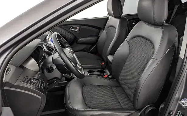 Hyundai ix35, I — фото 9