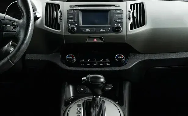 Kia Sportage, III — фото 12