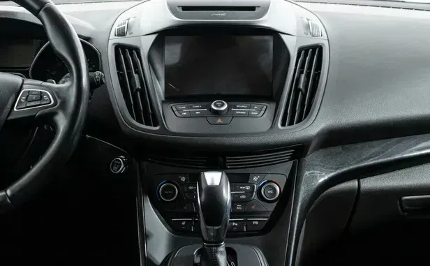 Ford Kuga, II Рестайлинг — фото 9