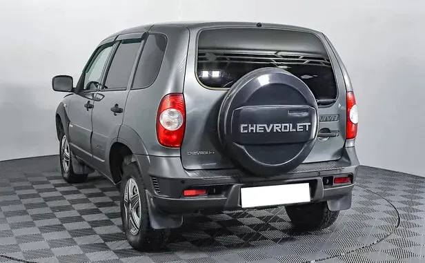 Chevrolet Niva, I Рестайлинг — фото 4