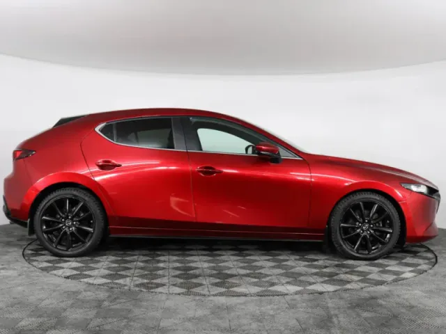 Mazda 3 — фото 4