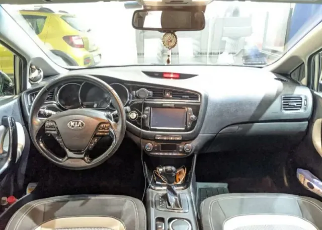Kia Ceed, II Рестайлинг — фото 4