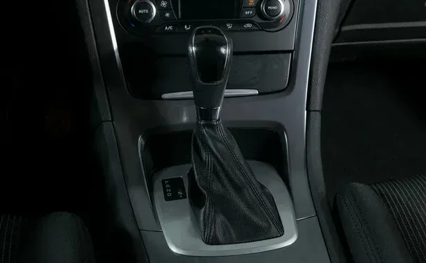 Ford Mondeo, IV Рестайлинг — фото 8