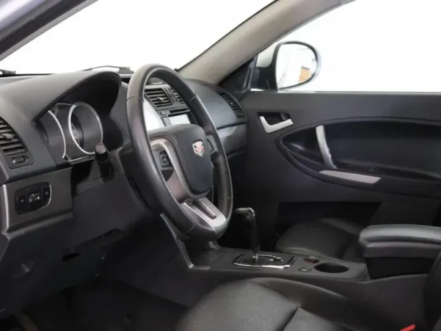 Geely Emgrand X7, I — фото 12