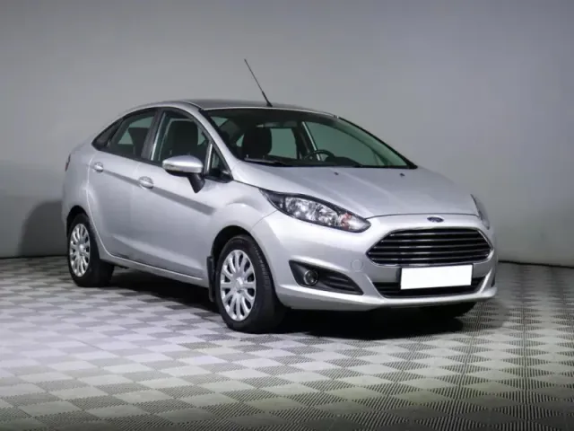 Ford Fiesta, Mk6 Рестайлинг — фото 3