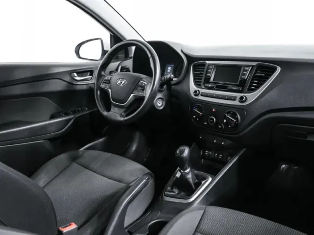 Hyundai Solaris, II — фото 18