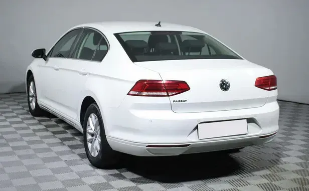 Volkswagen Passat, B8 — фото 4