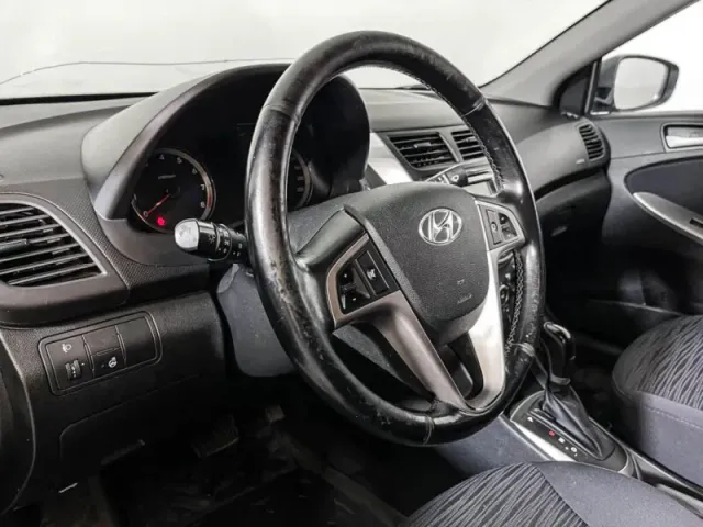 Hyundai Solaris, I Рестайлинг — фото 13