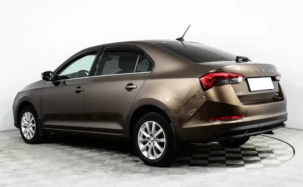 Skoda Rapid, II — фото 4