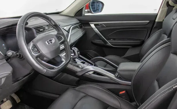 Geely Atlas Pro — фото 7