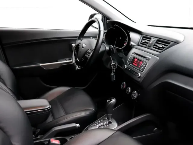 Kia Rio, III — фото 15