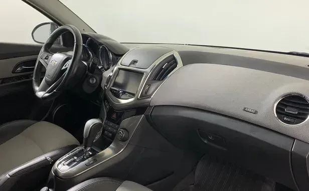 Chevrolet Cruze, I Рестайлинг — фото 5