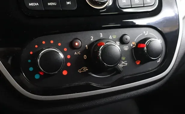 Renault Kaptur, I — фото 12