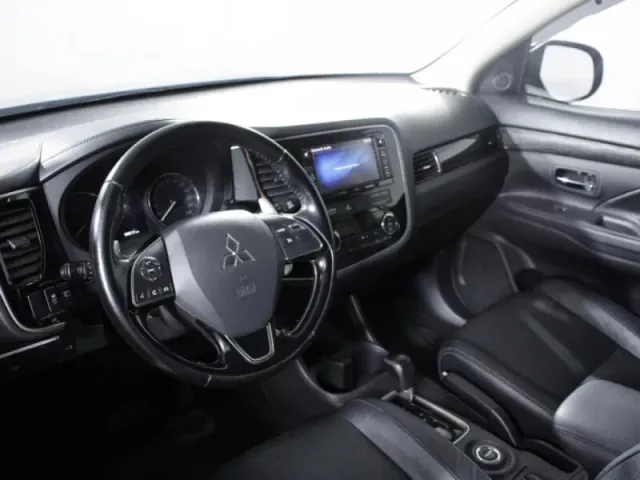 Mitsubishi Outlander, III Рестайлинг 2 — фото 15