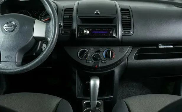Nissan Note, I Рестайлинг — фото 9