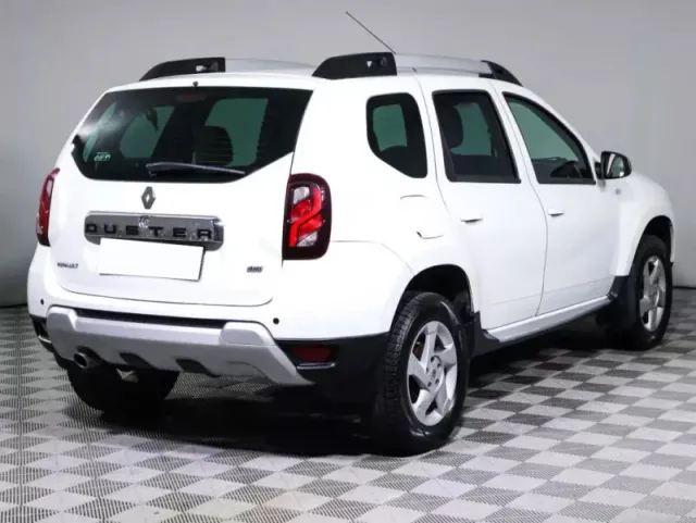 Renault Duster, I Рестайлинг — фото 4