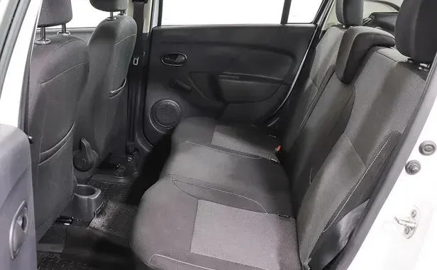 Renault Logan, II Рестайлинг — фото 5