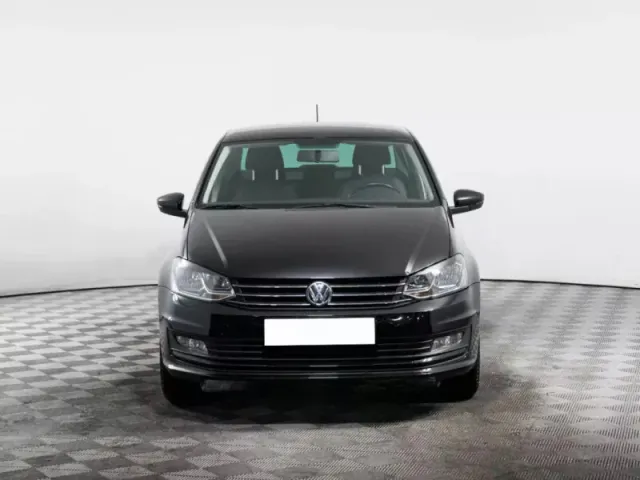 Volkswagen Polo, V Рестайлинг — фото 2