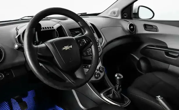 Chevrolet Aveo, II — фото 6
