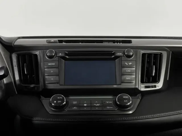 Toyota RAV4, IV (XA40) — фото 13