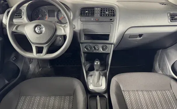 Volkswagen Polo, V Рестайлинг — фото 5