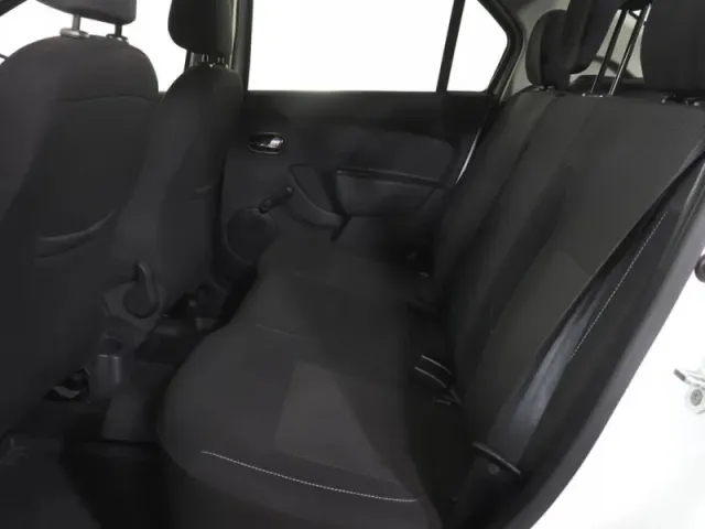 Renault Logan, II Рестайлинг — фото 13